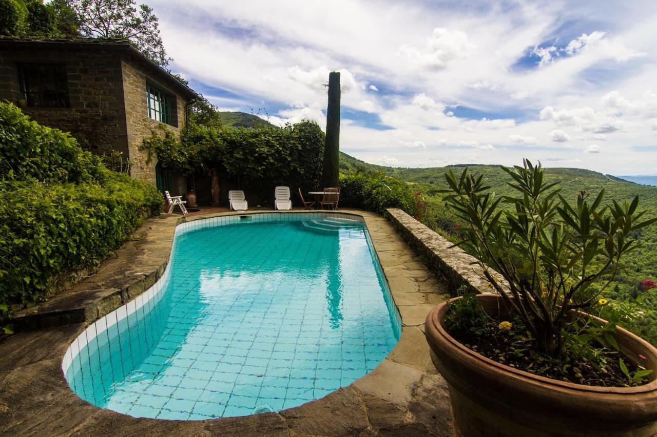 Villa Alla Trappola San Clemente in Valle エクステリア 写真